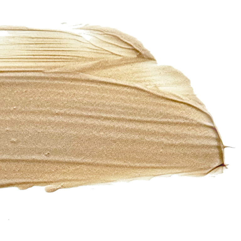 Swatch naturalnego kremu koloryzującego ff fabulous face luxury o lekkiej konsystencji i uniwersalnym odcieniu